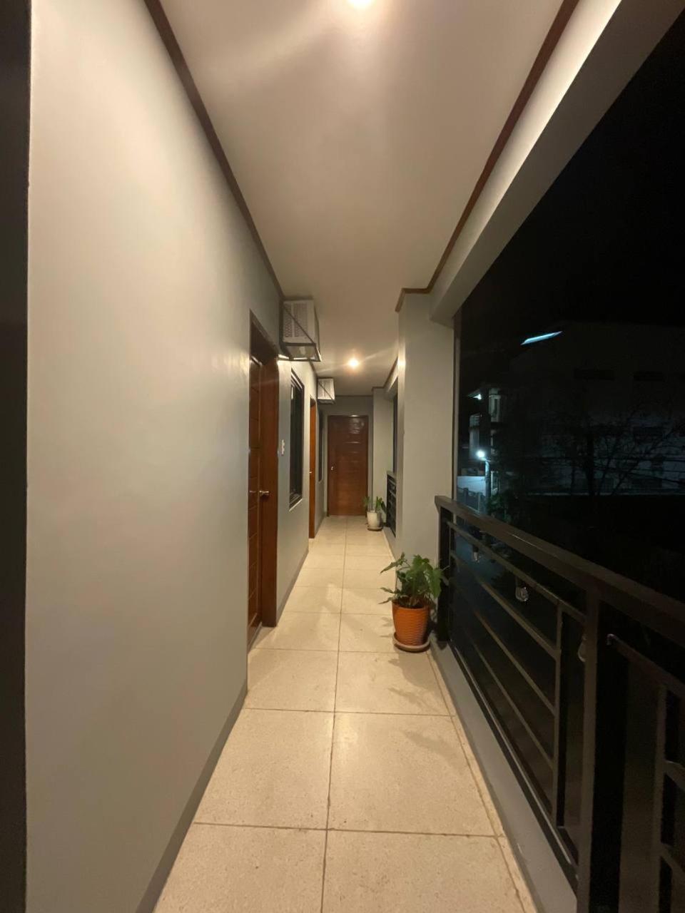 Halajo Bnb Transient Laoag Eksteriør bilde