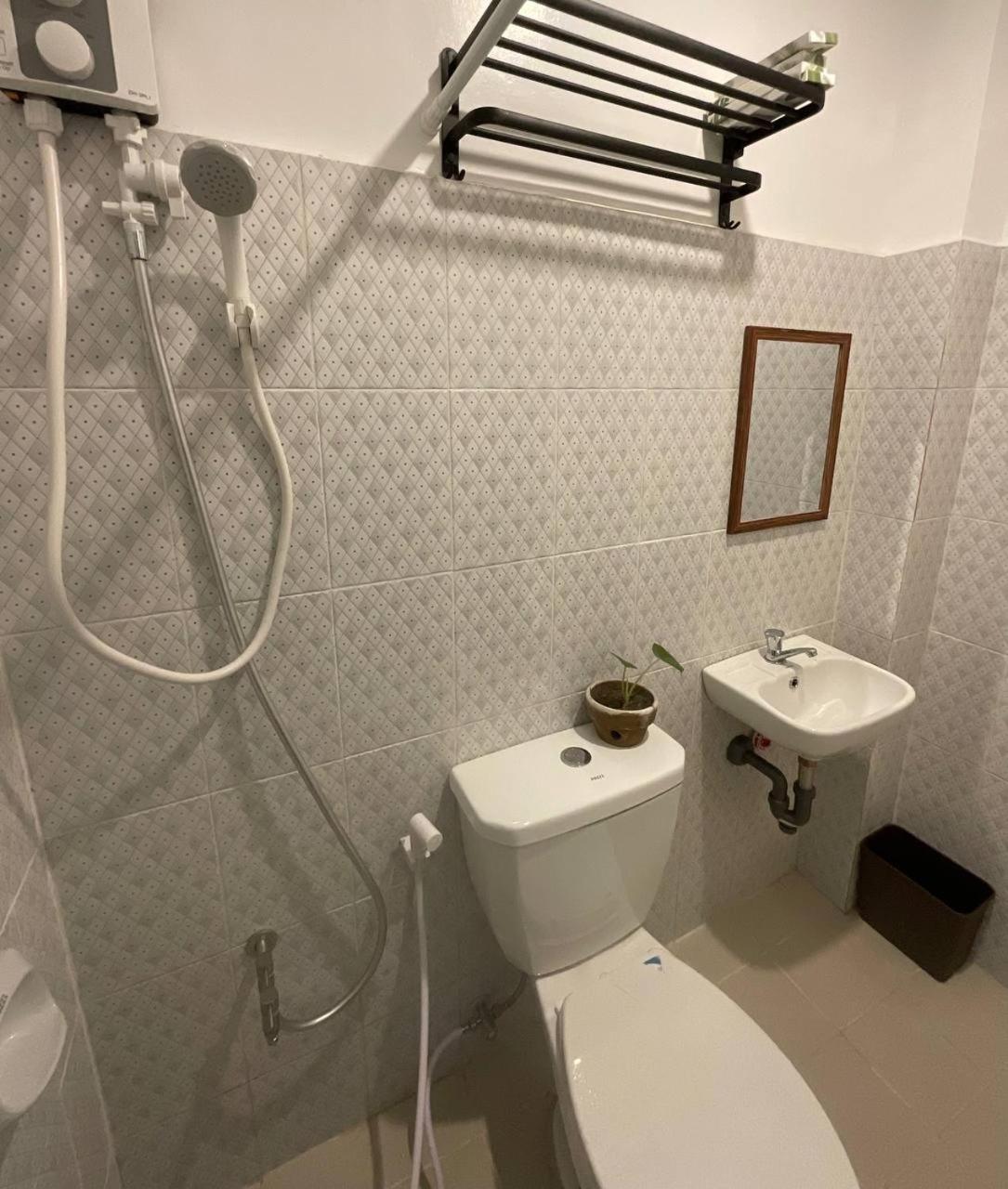 Halajo Bnb Transient Laoag Rom bilde