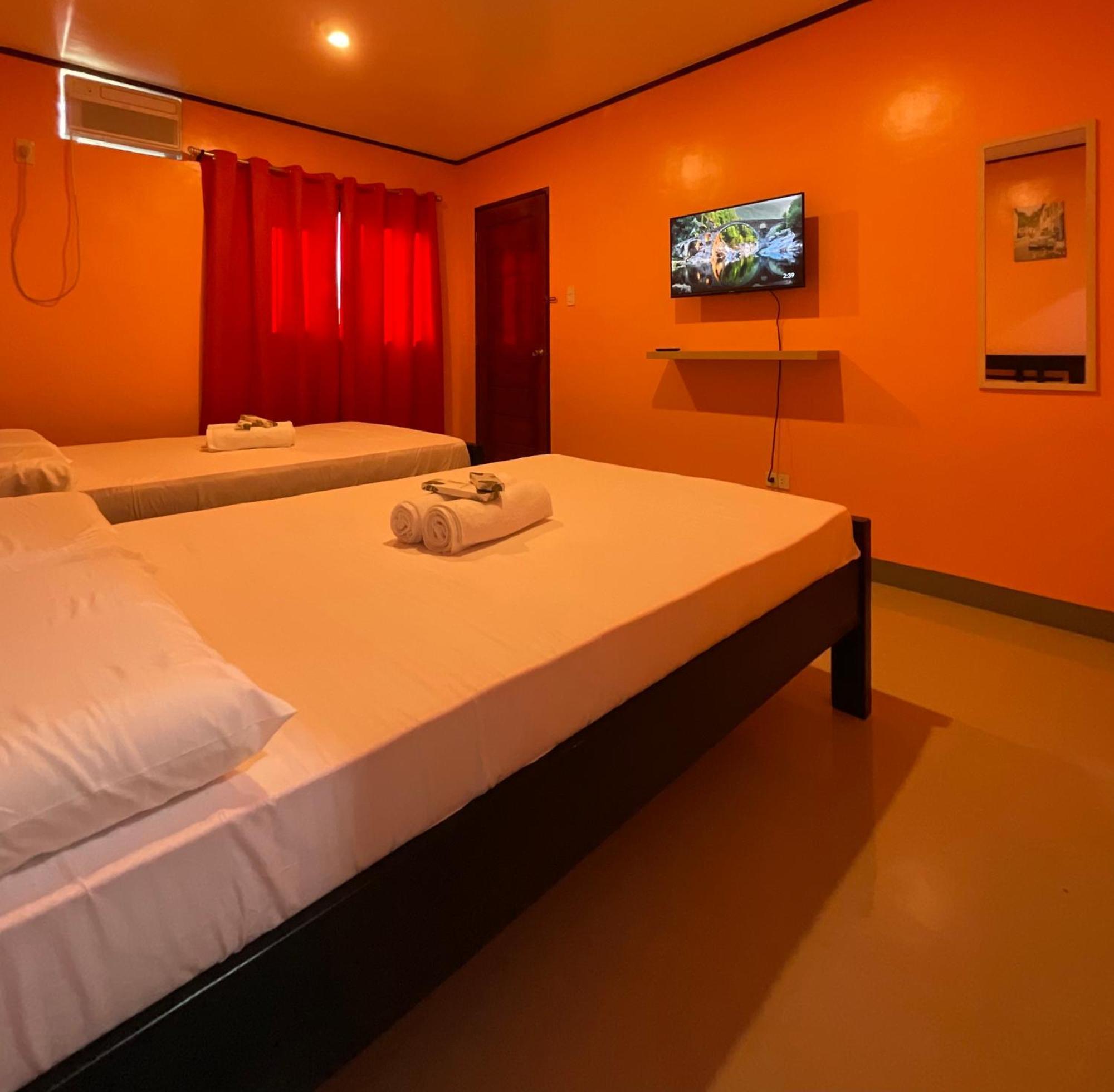 Halajo Bnb Transient Laoag Rom bilde